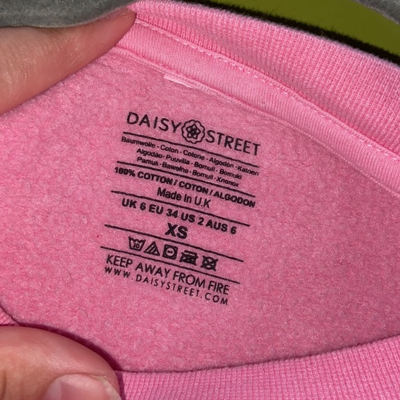 NWOT Daisy Street sweatshirt - XS - Picture 3 of 3